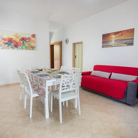 Appartement Villino Carolin à Torre Lapillo Extérieur photo
