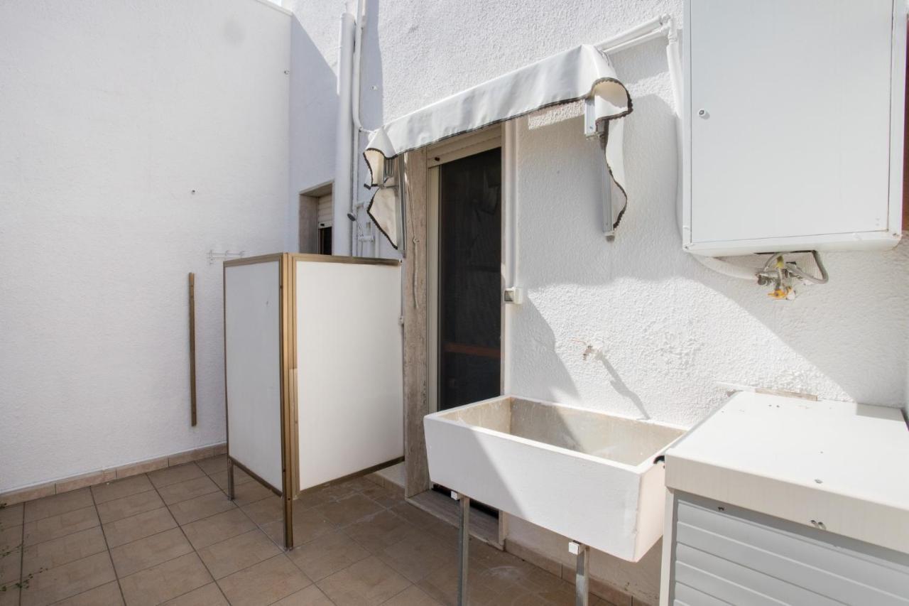 Appartement Villino Carolin à Torre Lapillo Extérieur photo