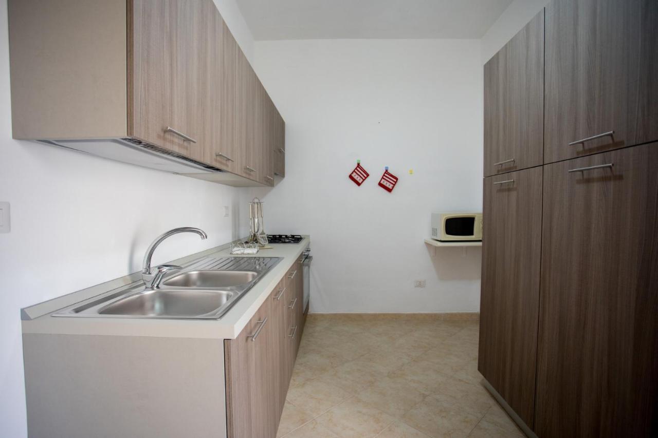 Appartement Villino Carolin à Torre Lapillo Extérieur photo