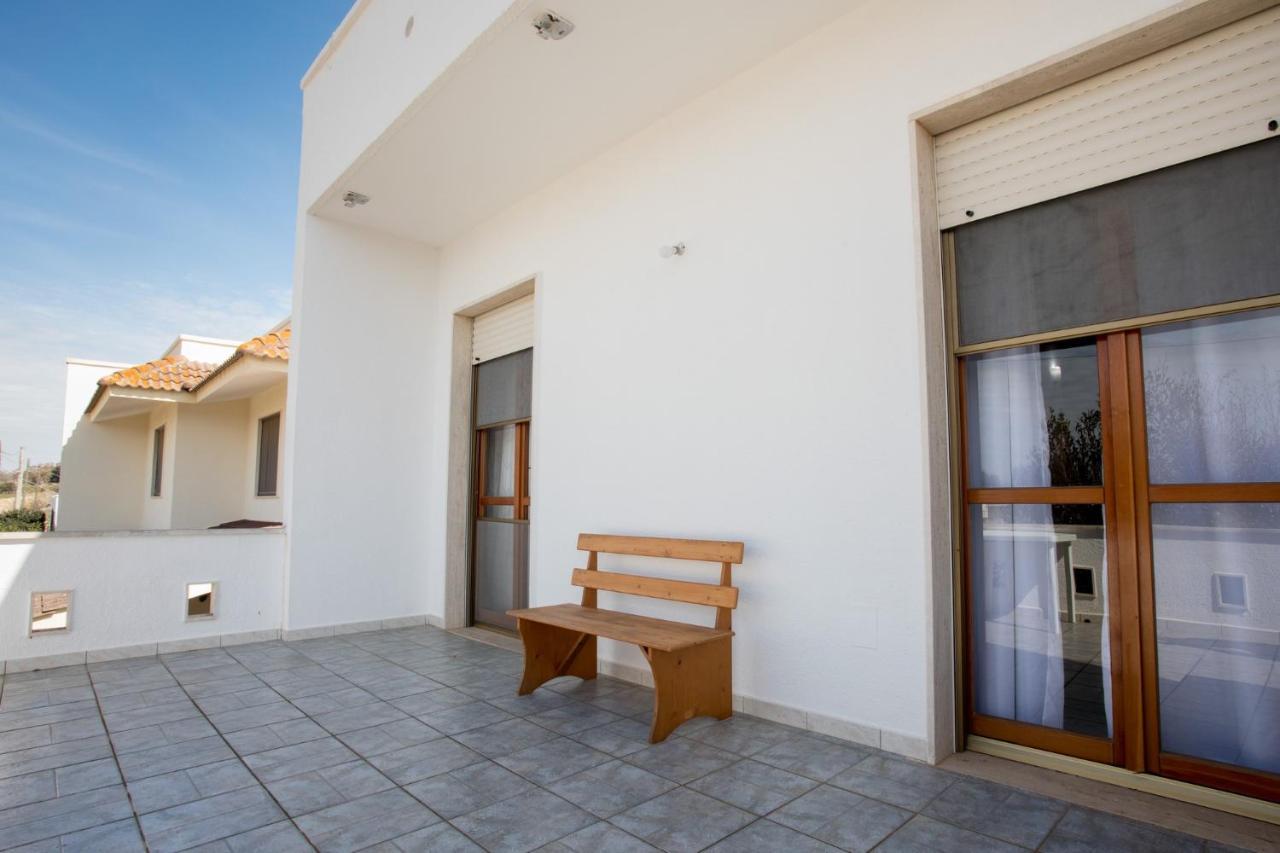 Appartement Villino Carolin à Torre Lapillo Extérieur photo